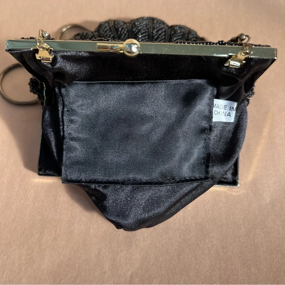 New Vintage Black Beaded Clamshell Mini Formal Purse - Picture 7 of 9